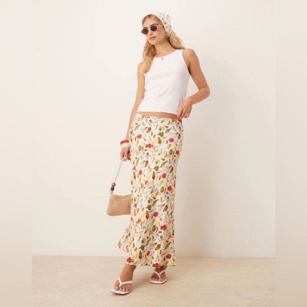 Abercrombie & Fitch Linen Blend Maxi Skirt Vegetable Print XS - Like New
